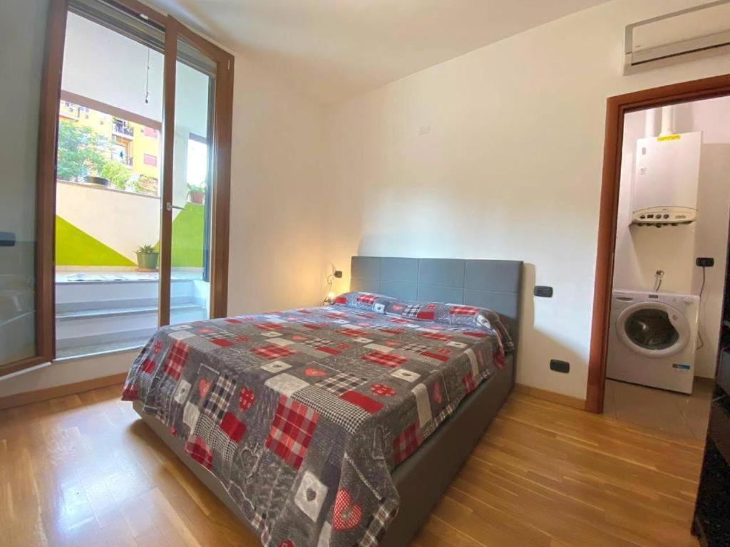 דירות מילאנו Conte Rosso House, Con Doppia Terrazza In Coorte Tranquilla A Due Passi Da Stazione E Metropolitana Lambrate מראה חיצוני תמונה