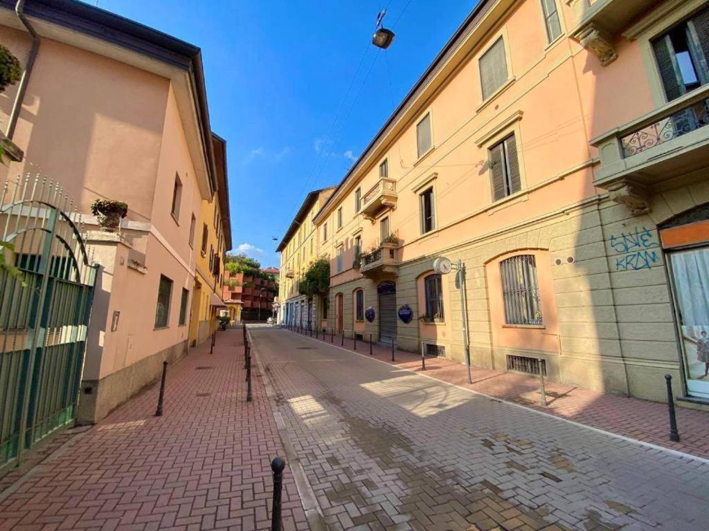 דירות מילאנו Conte Rosso House, Con Doppia Terrazza In Coorte Tranquilla A Due Passi Da Stazione E Metropolitana Lambrate מראה חיצוני תמונה