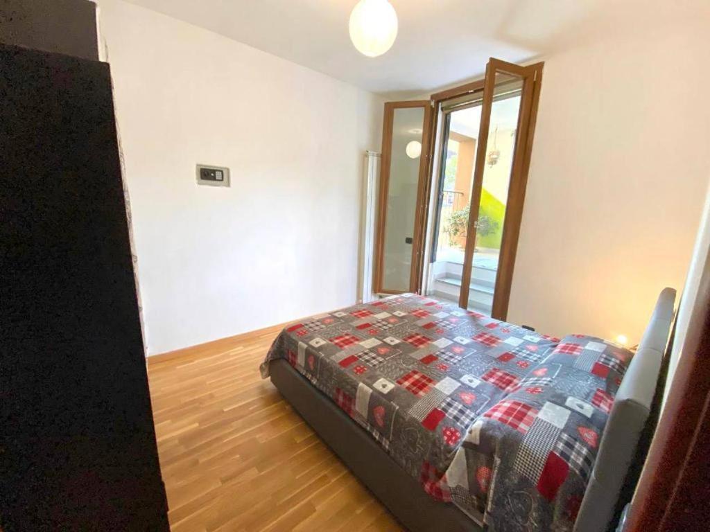 דירות מילאנו Conte Rosso House, Con Doppia Terrazza In Coorte Tranquilla A Due Passi Da Stazione E Metropolitana Lambrate מראה חיצוני תמונה